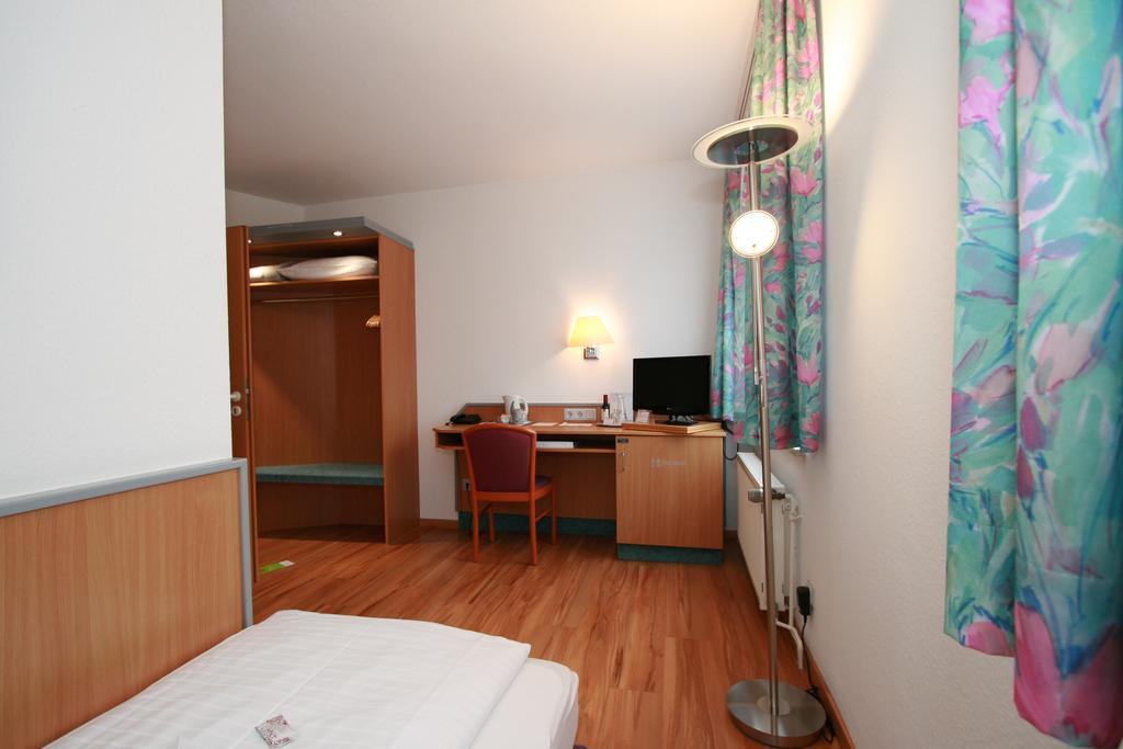 Hotel Ambiente Lich Exterior photo
